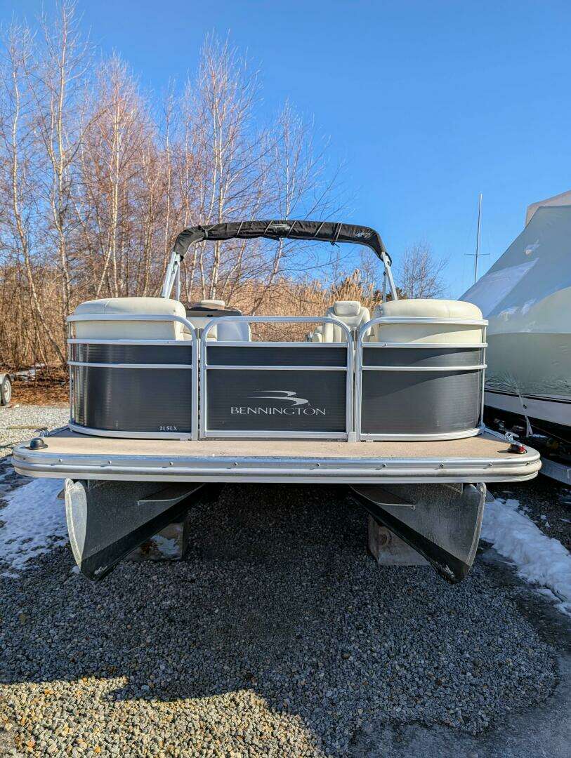 2014 Bennington 21 SLX - Image 2
