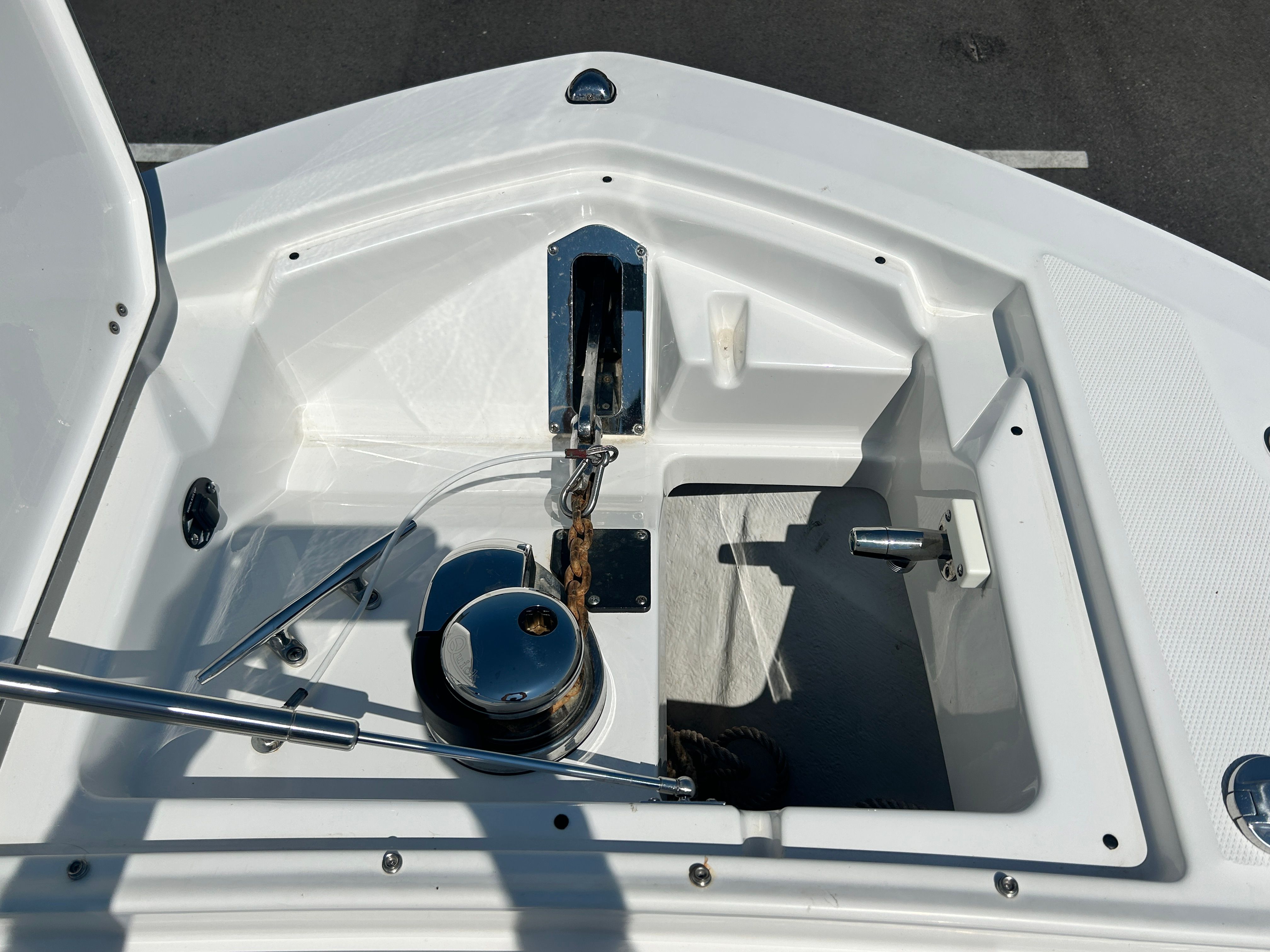 2019 Blackfin 272 DC - 12