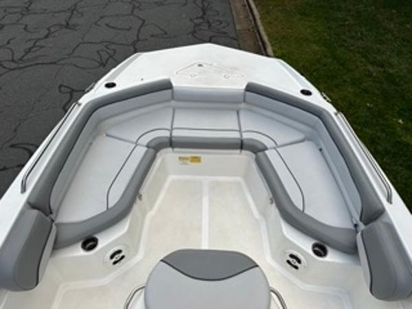 2021 NauticStar 211 Hybrid - 6
