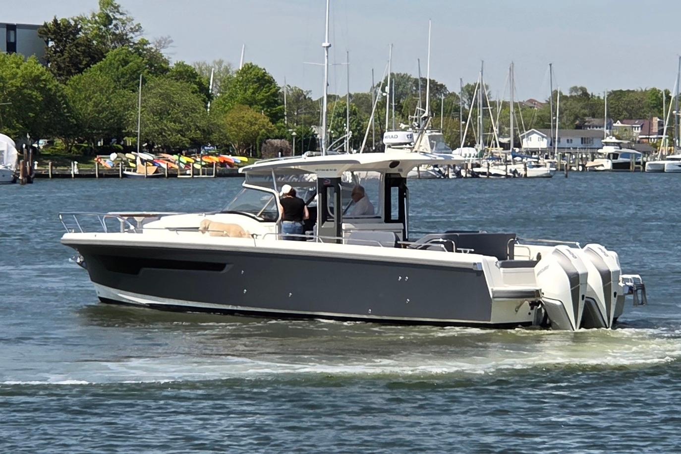 2023 Nimbus Tender 11