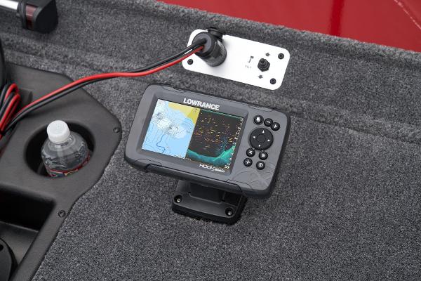 Manufacturer Provided Image: Fishfinder on 2025 Tracker Pro Team 195 Tournament Edition boat dashboard.