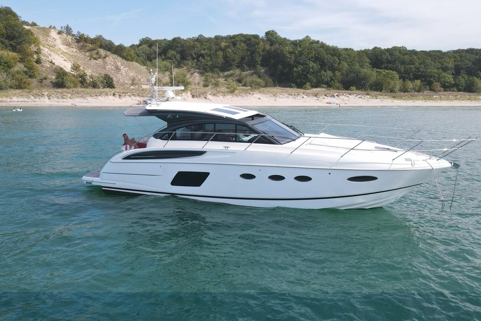 2015 Princess V48
