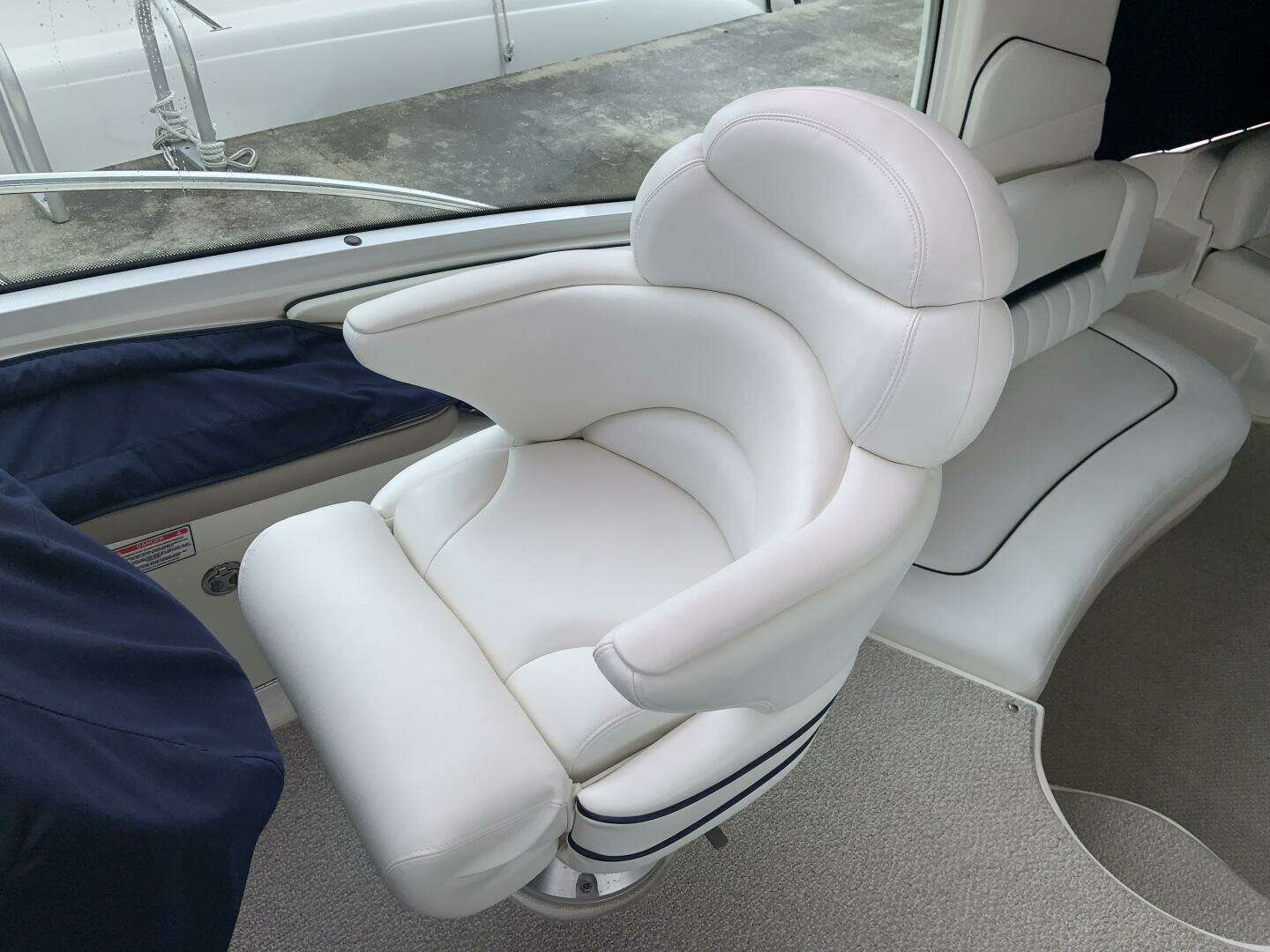 2005 Sea Ray 500 Sundancer - Image 33