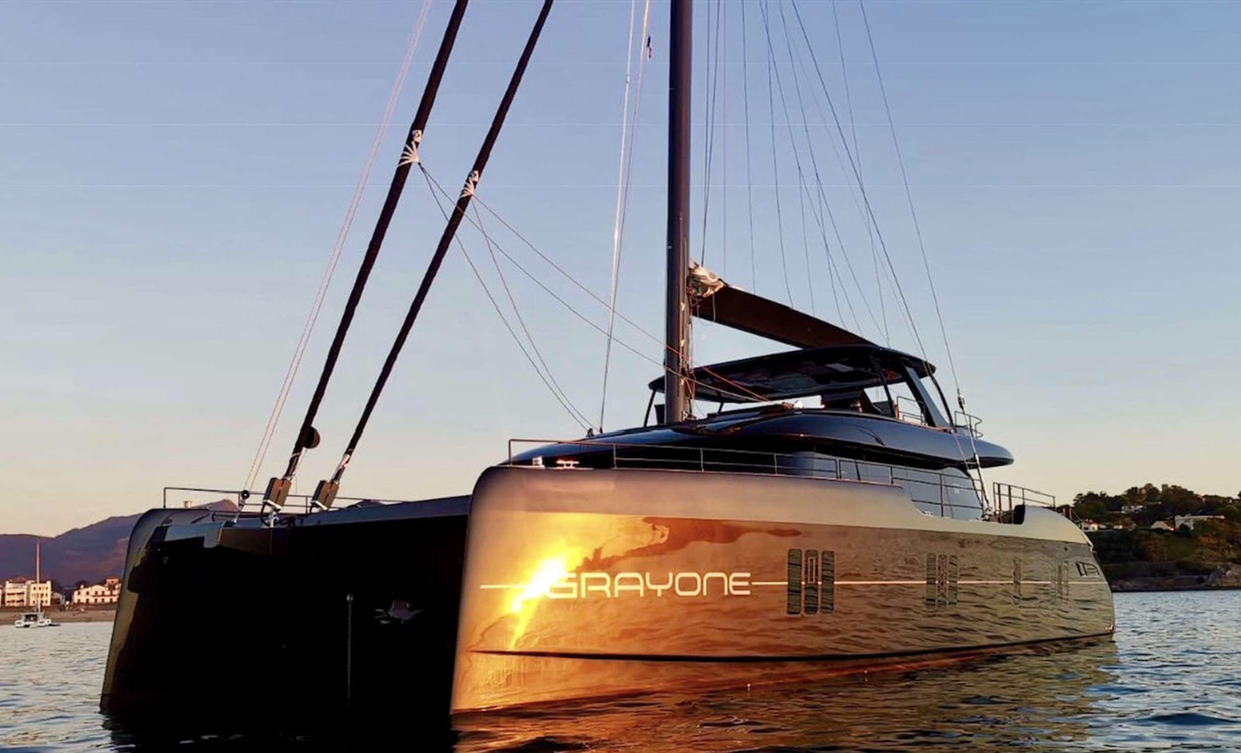 2020 Sunreef 80 sailing