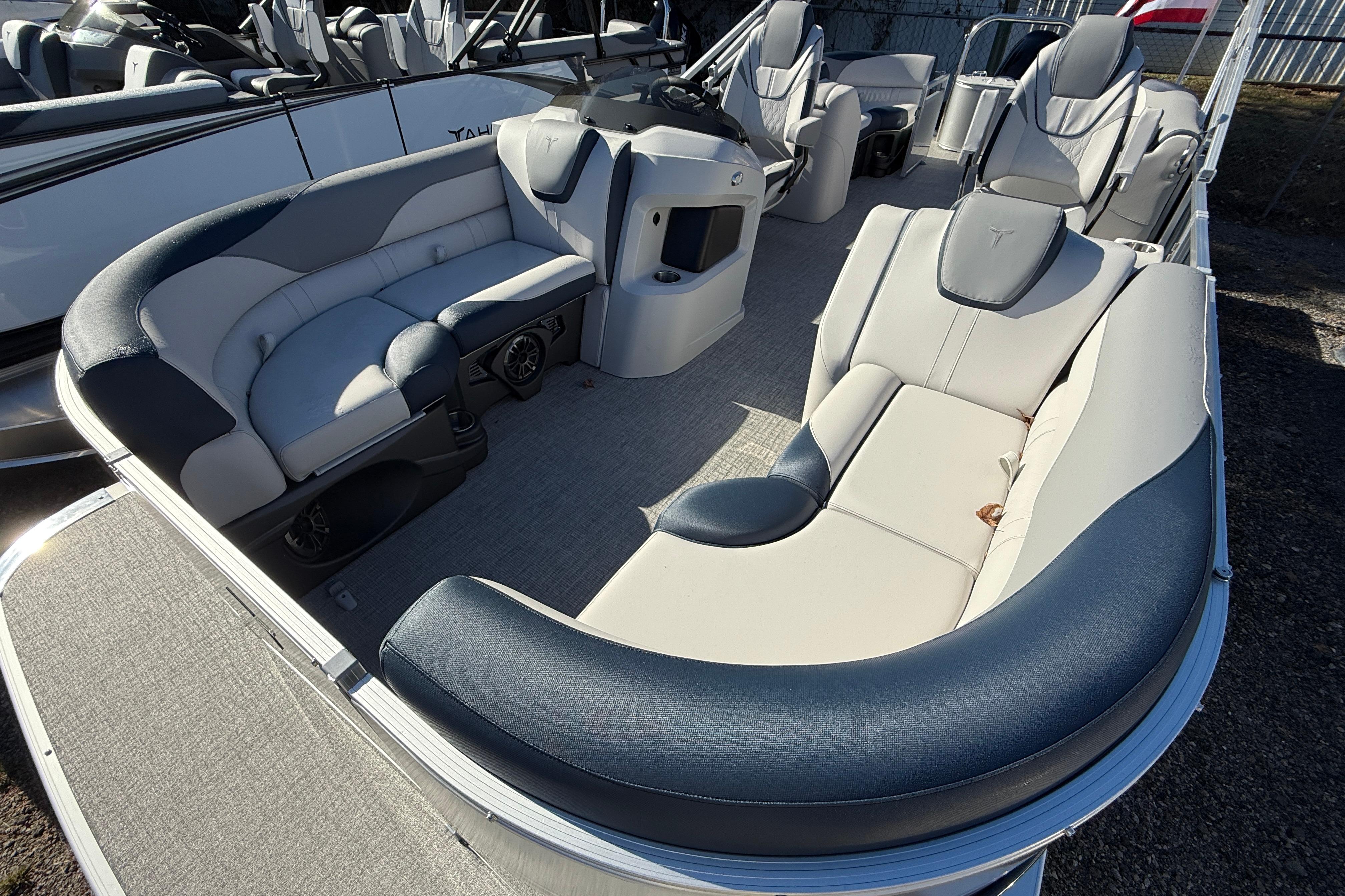2026 Tahoe Pontoon LTZ Quad Lounger with luxurious seating and modern design.