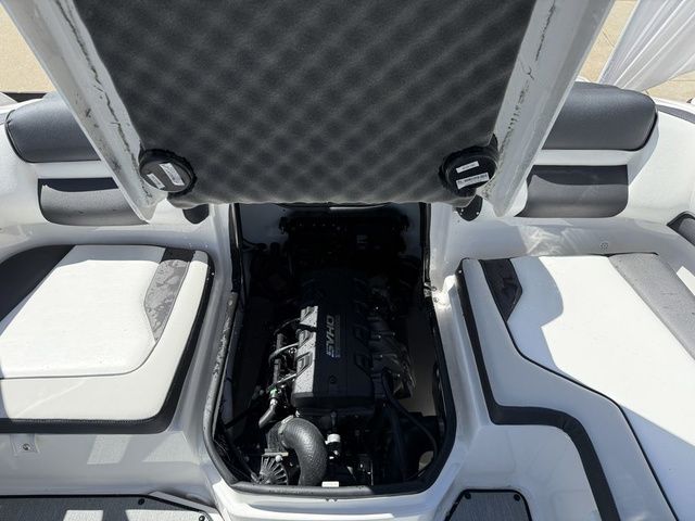 2026 Yamaha Boats AR195 - 15