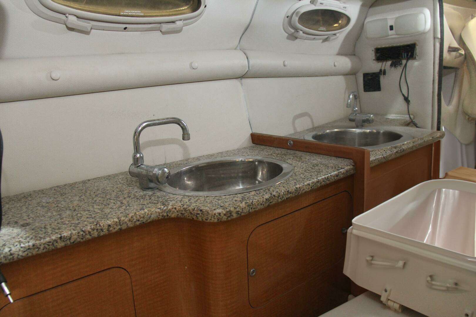 2006 Chaparral 256 SSi - Image 86