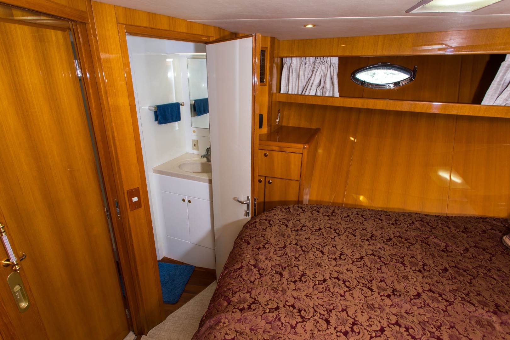 2003 Jefferson 57 Pilothouse - Image 77