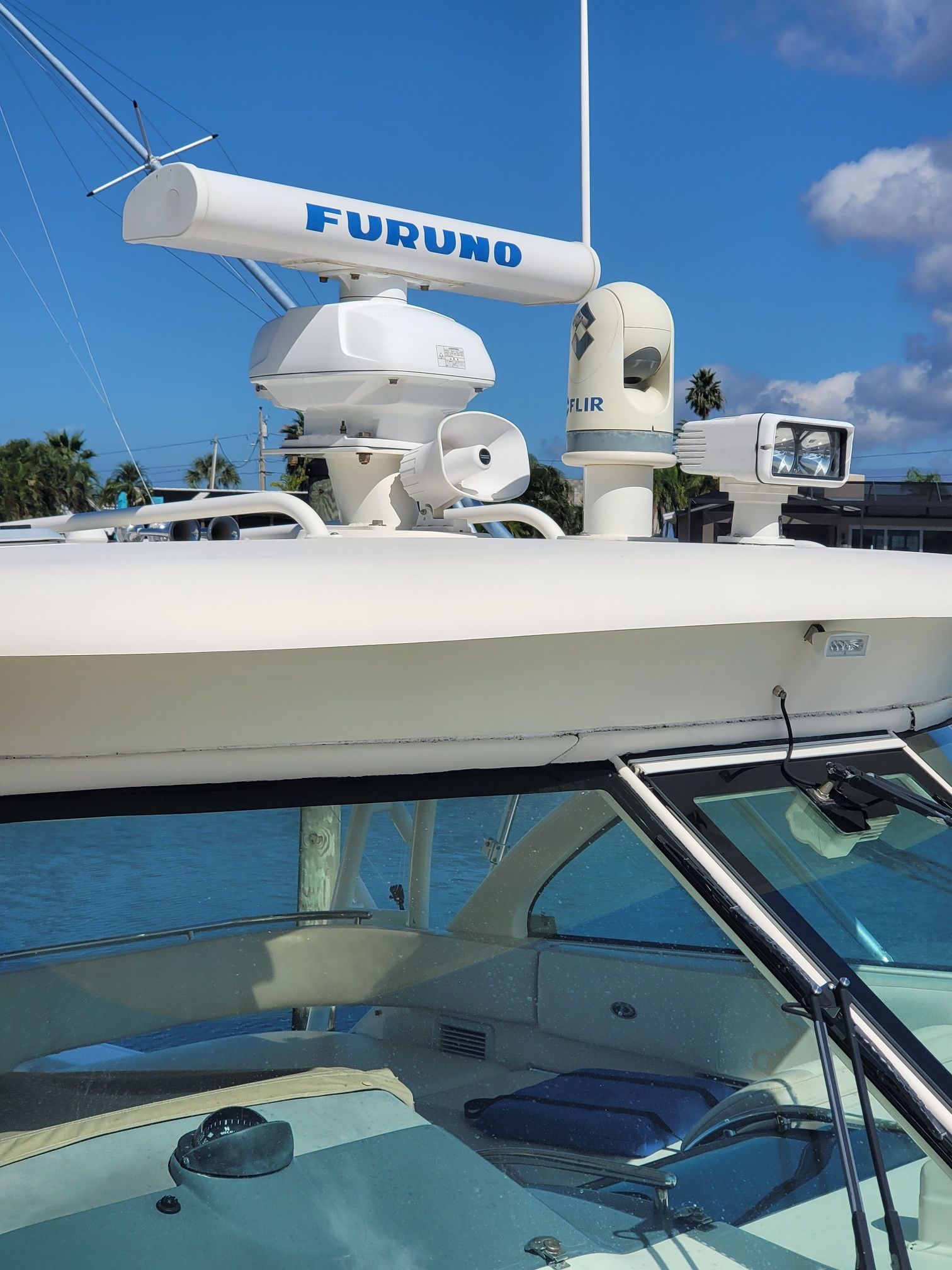 2009 Pursuit OS 375 Offshore - 3