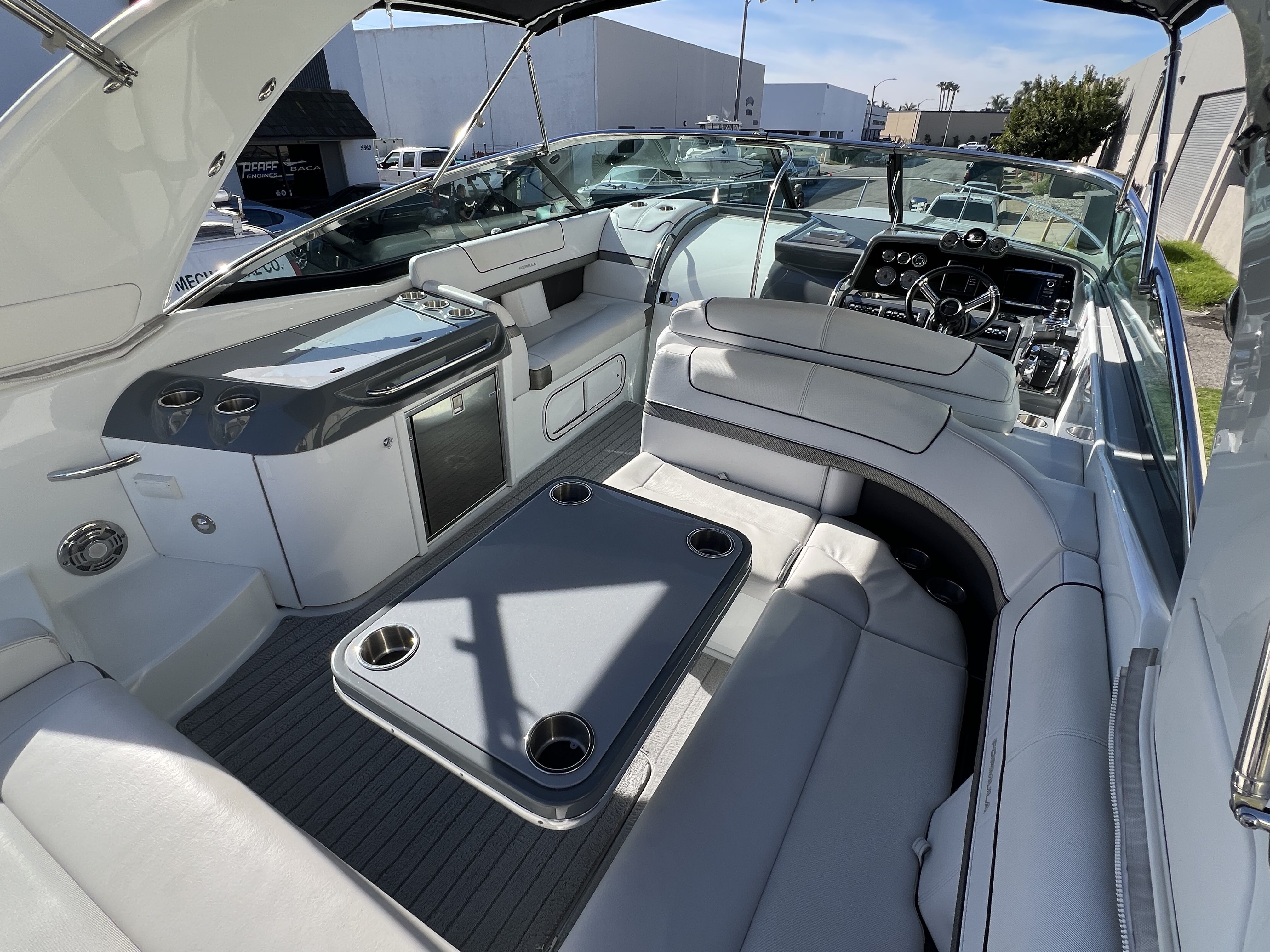 2015 Formula 350 Sun Sport - 10