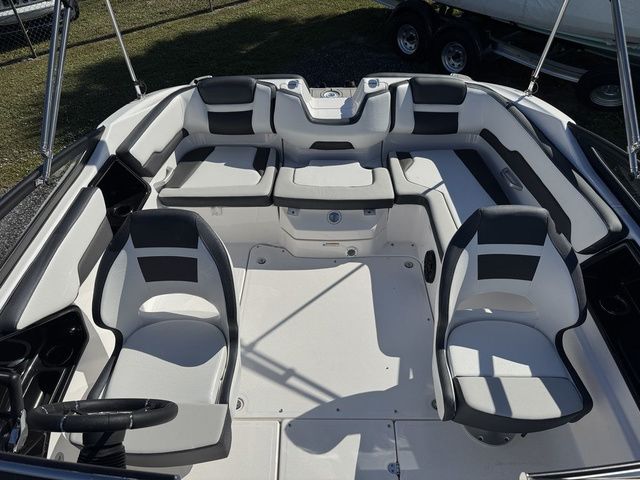 2026 Yamaha Boats SX195 - 10