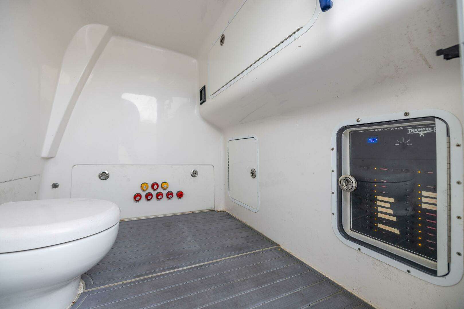 2020 Invincible 40’ Catamaran - Image 34
