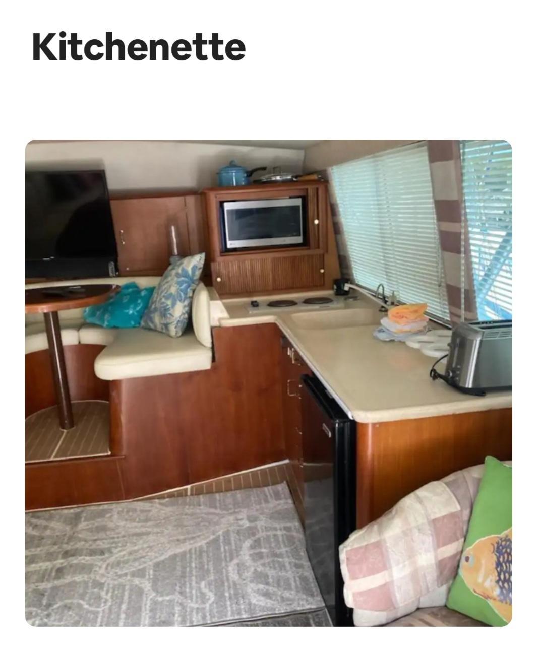1998 Ocean Yachts 40 Sport Fish - 6