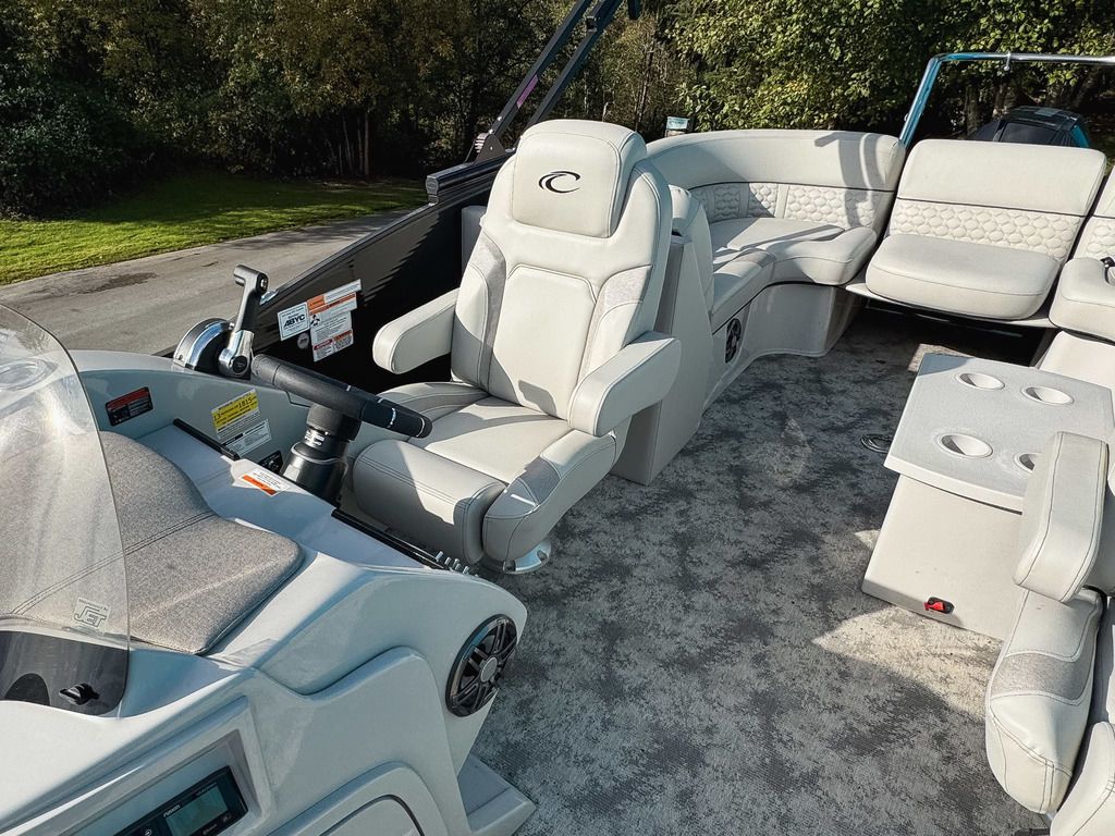2023 Crest Caribbean LX 230 - 9