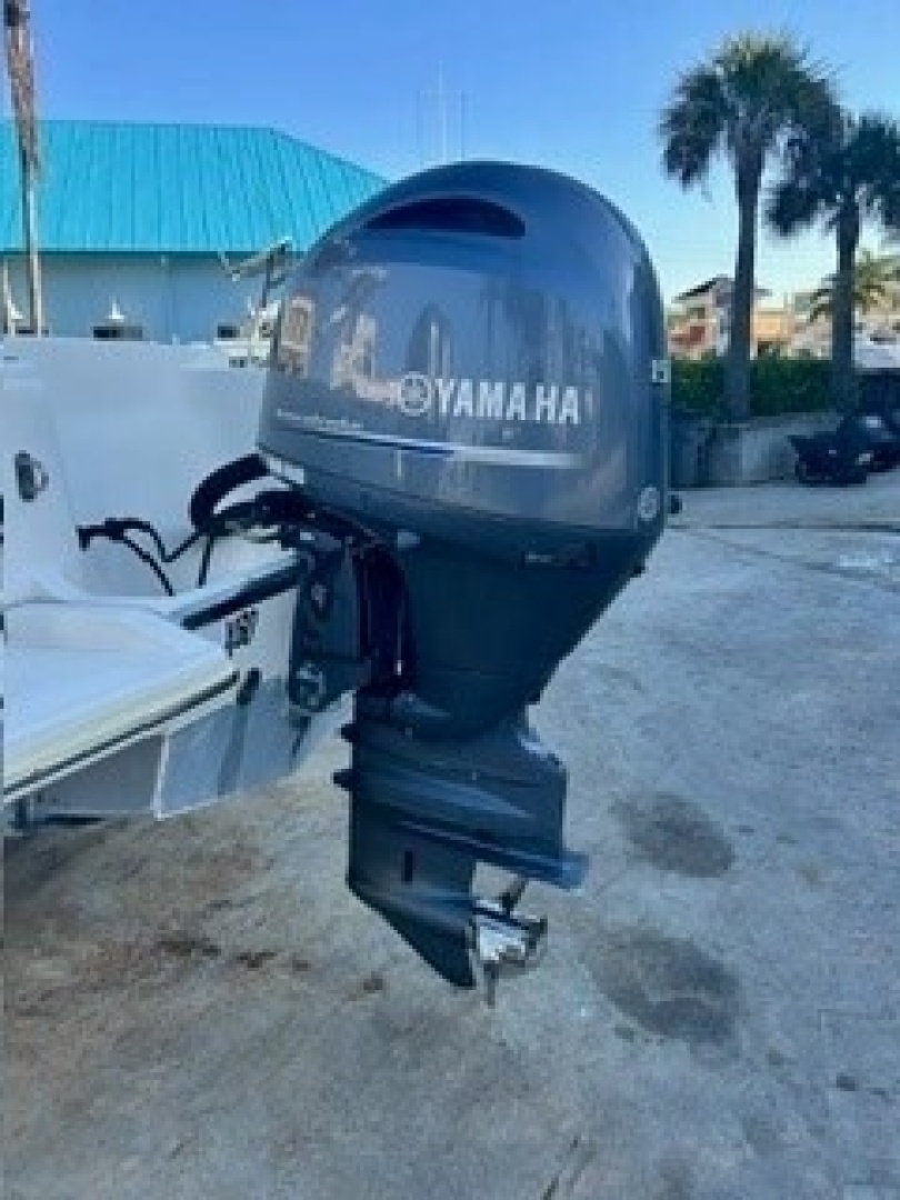 2019 Scout 215 XSF - Image 6