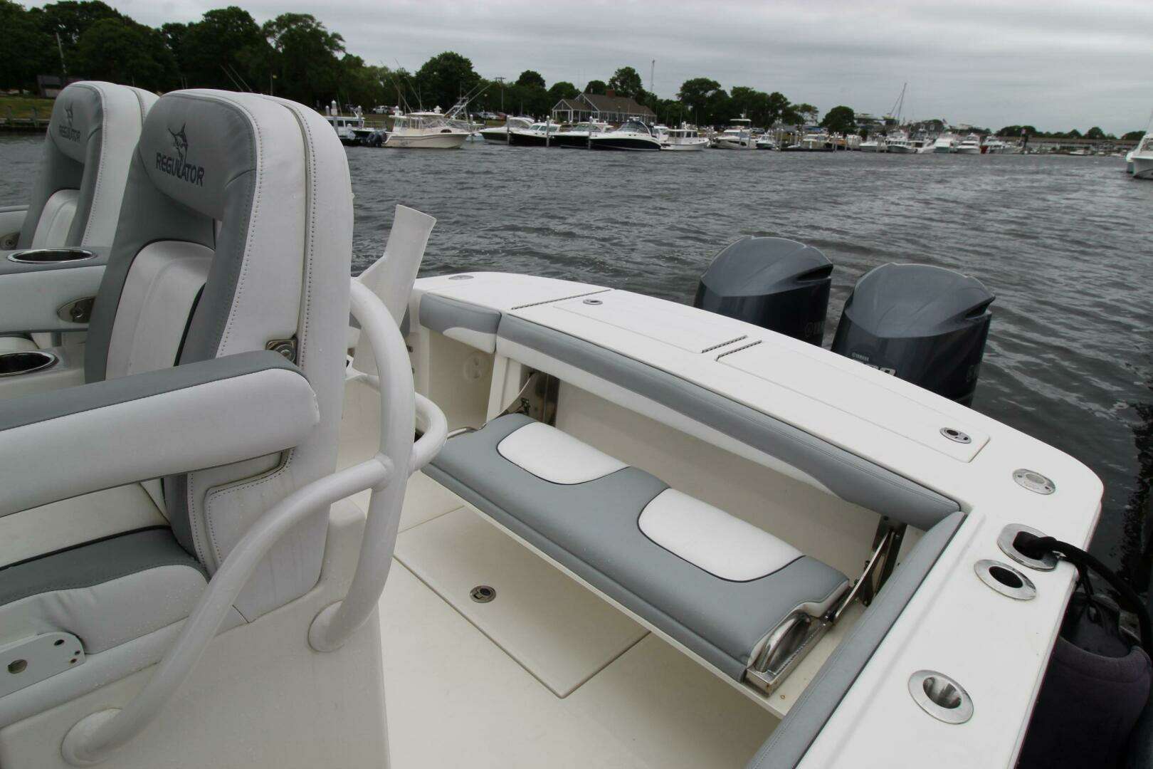 2020 Regulator — - Image 13