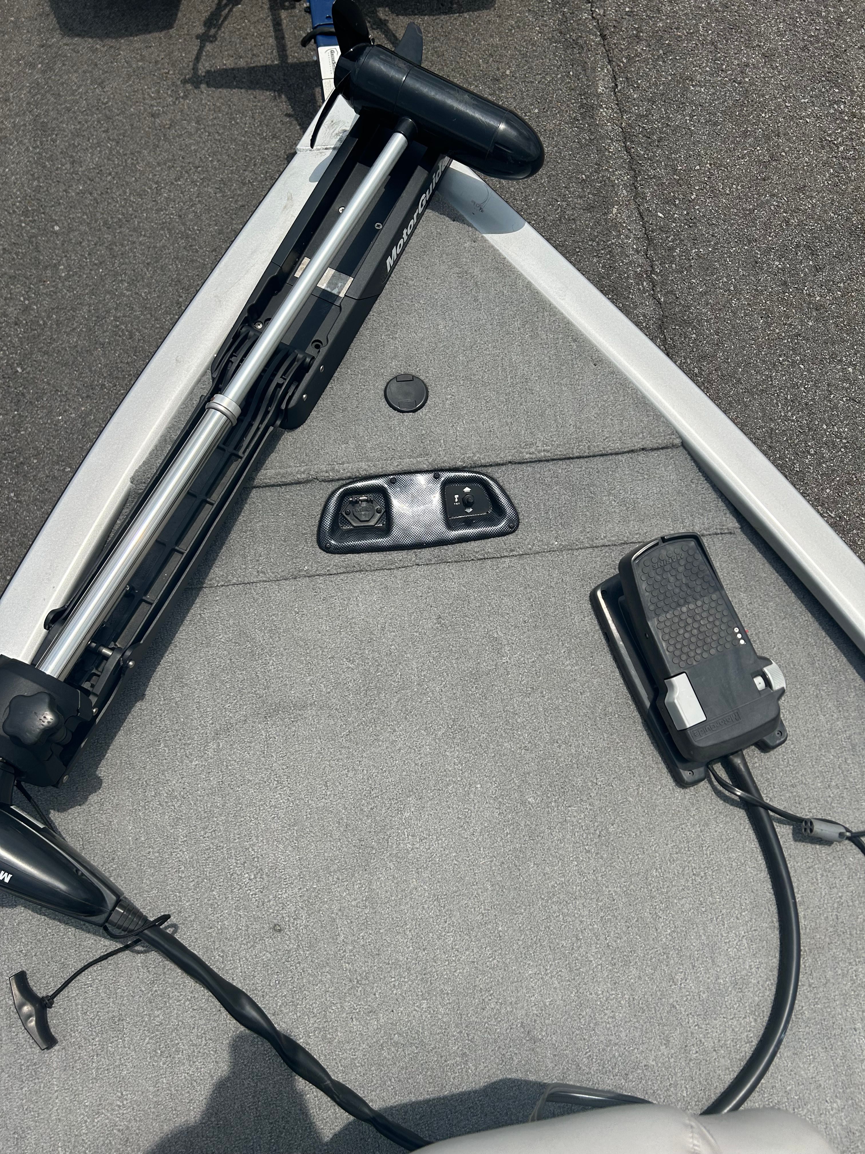 2010 Tracker TV 18 - 10