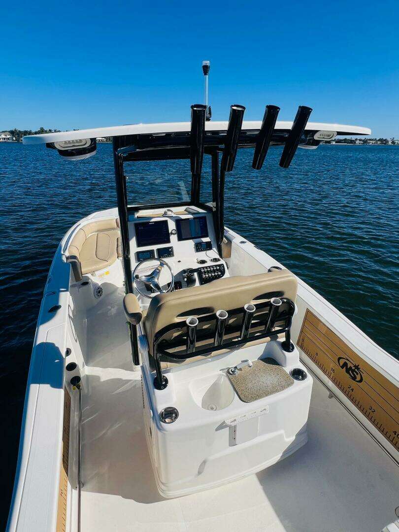 2020 NauticStar 251 Hybrid - Image 38