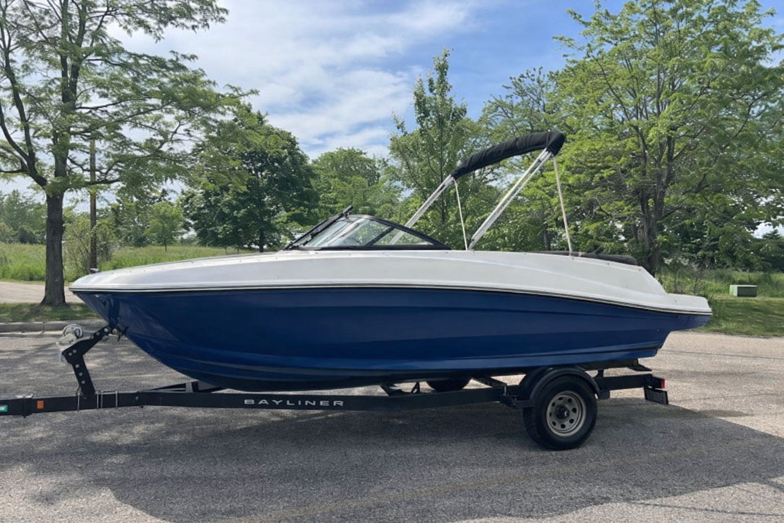 2018 Bayliner VR5 Bowrider I/O - 3