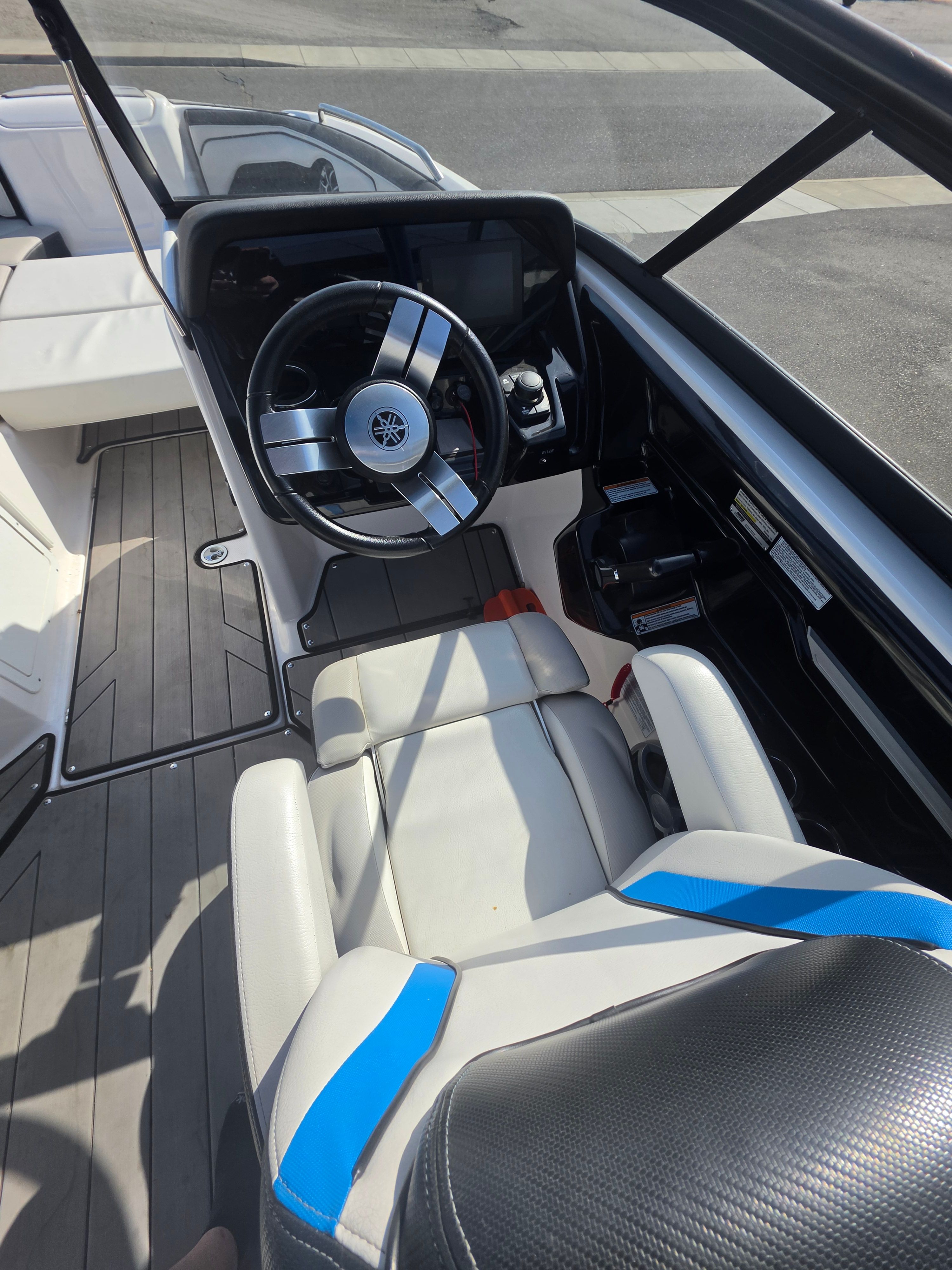 2019 Yamaha Boats 212X - 7