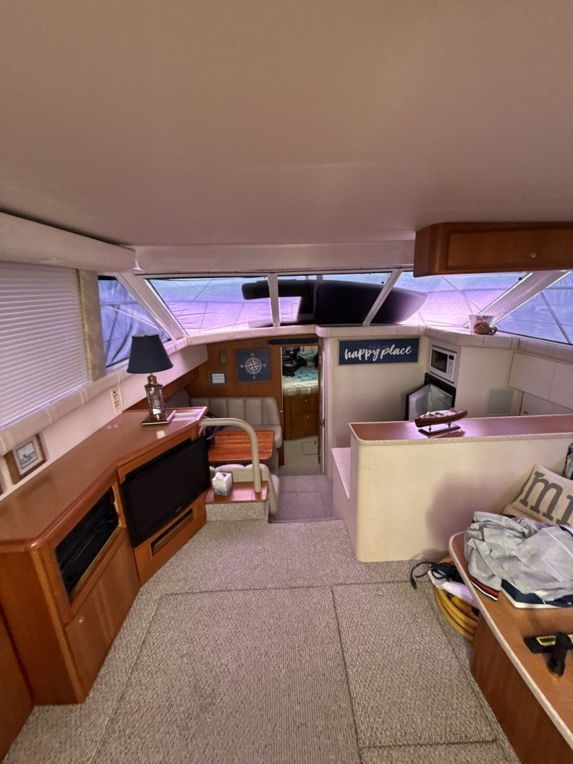 1999 Silverton 422 - Image 137
