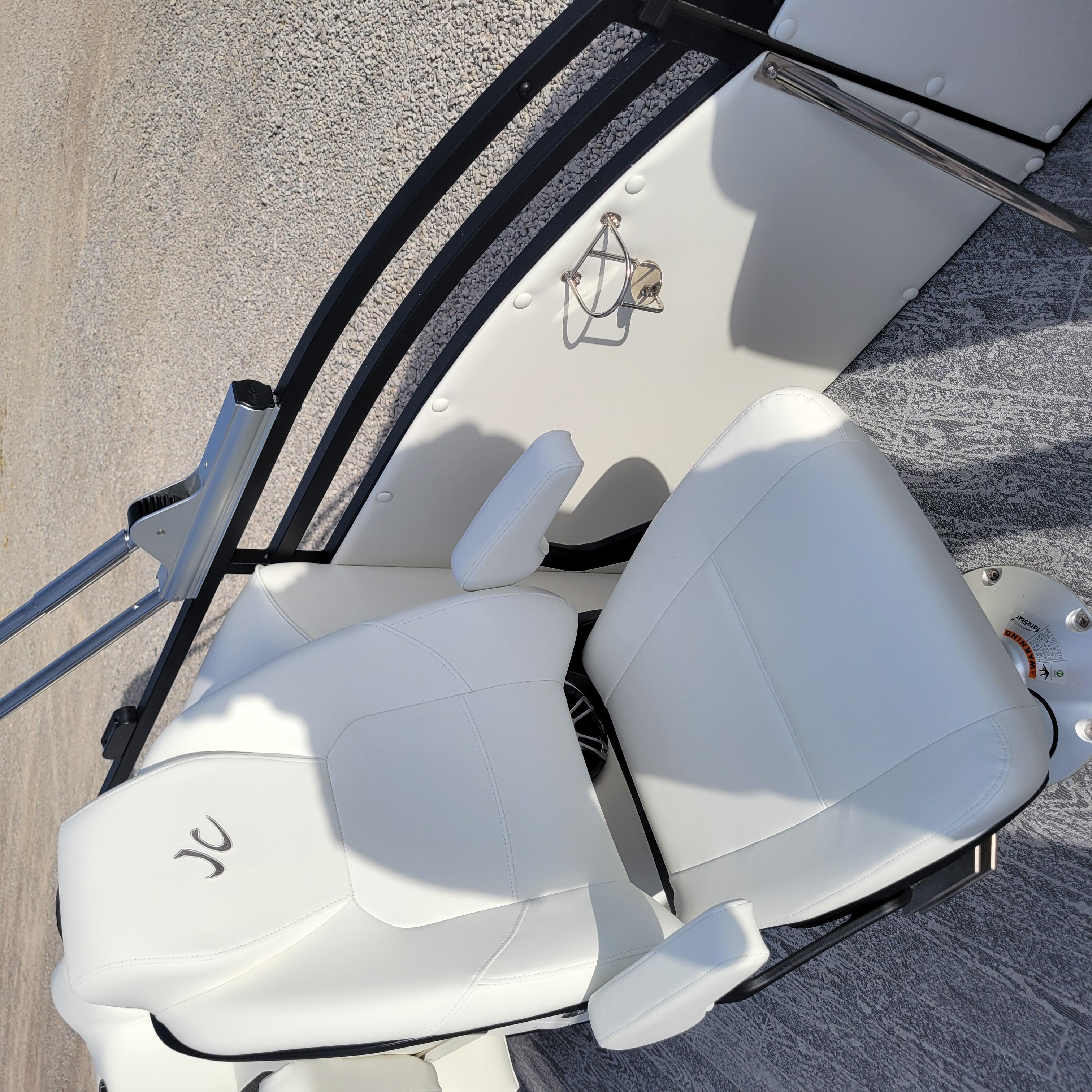 2025 JC NEPTOON 23TT SPORT - Image 11