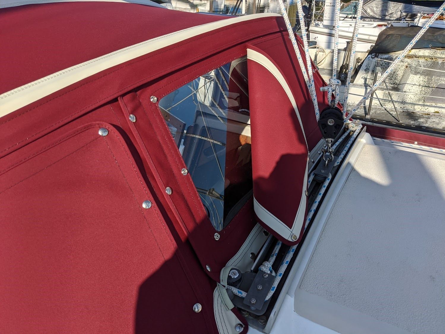 1983 Capital Newport 30 - 7