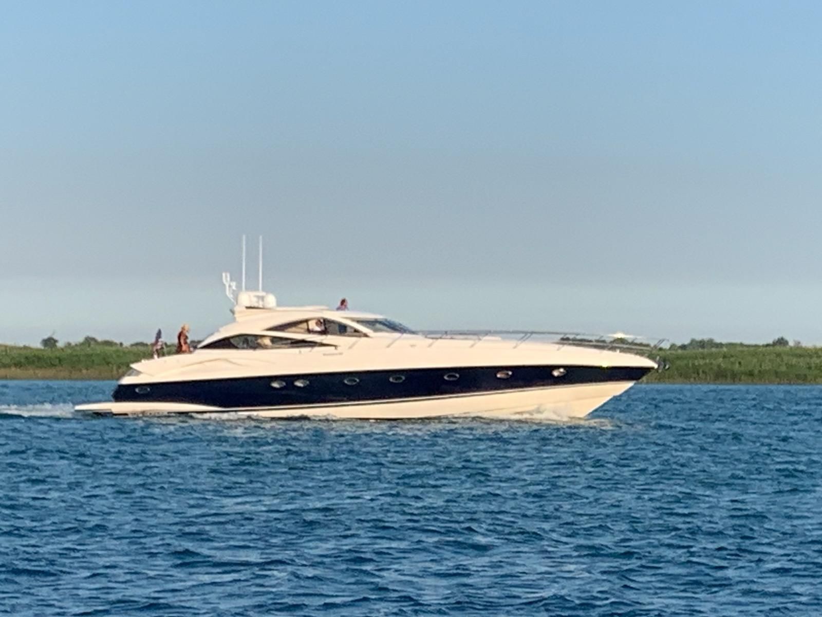 2002 Sunseeker Predator 68 - 11