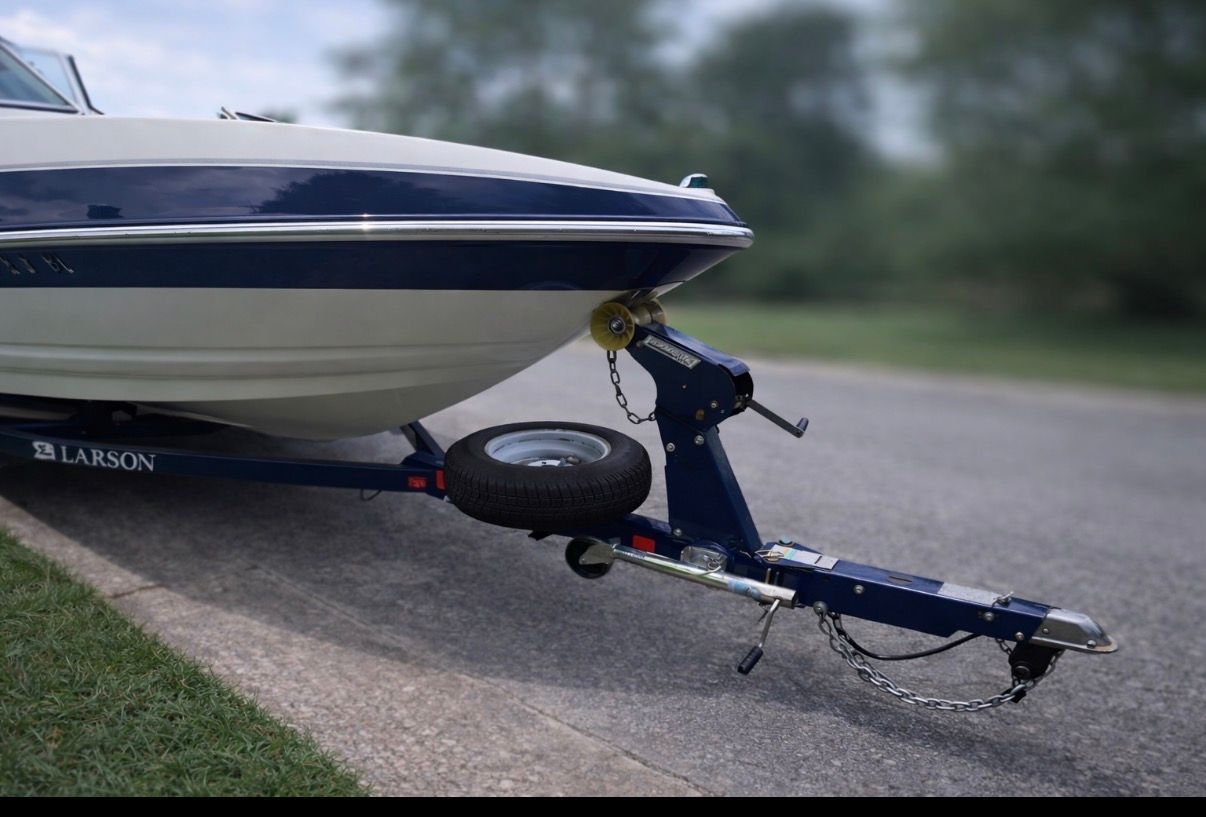 2011 Larson Senza 206 - 6