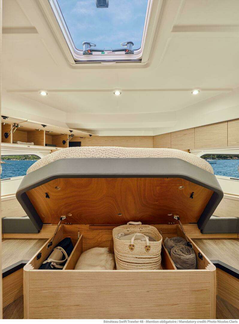2026 Beneteau Swift Trawler 48 - Image 13