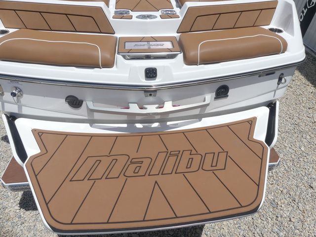 2023 Malibu Wakesetter 23 LSV - 20