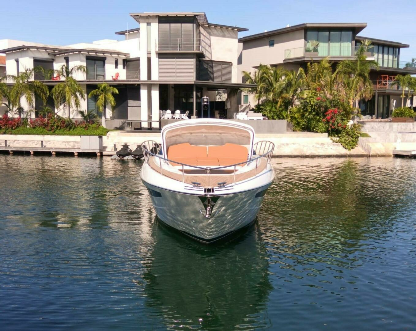 2019 Riva — - Image 5