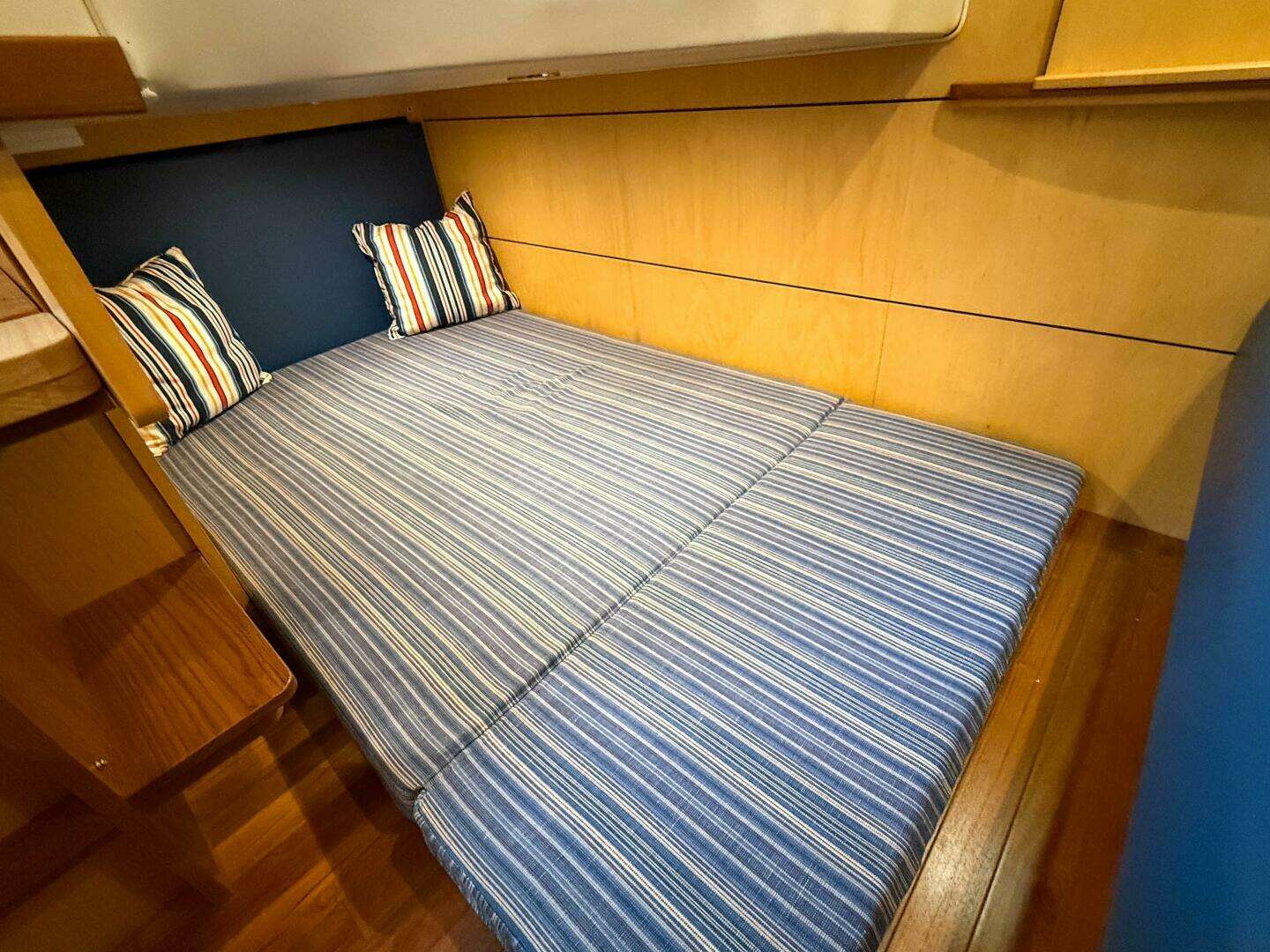 2013 Tiara Yachts 3600 Coronet - Image 36