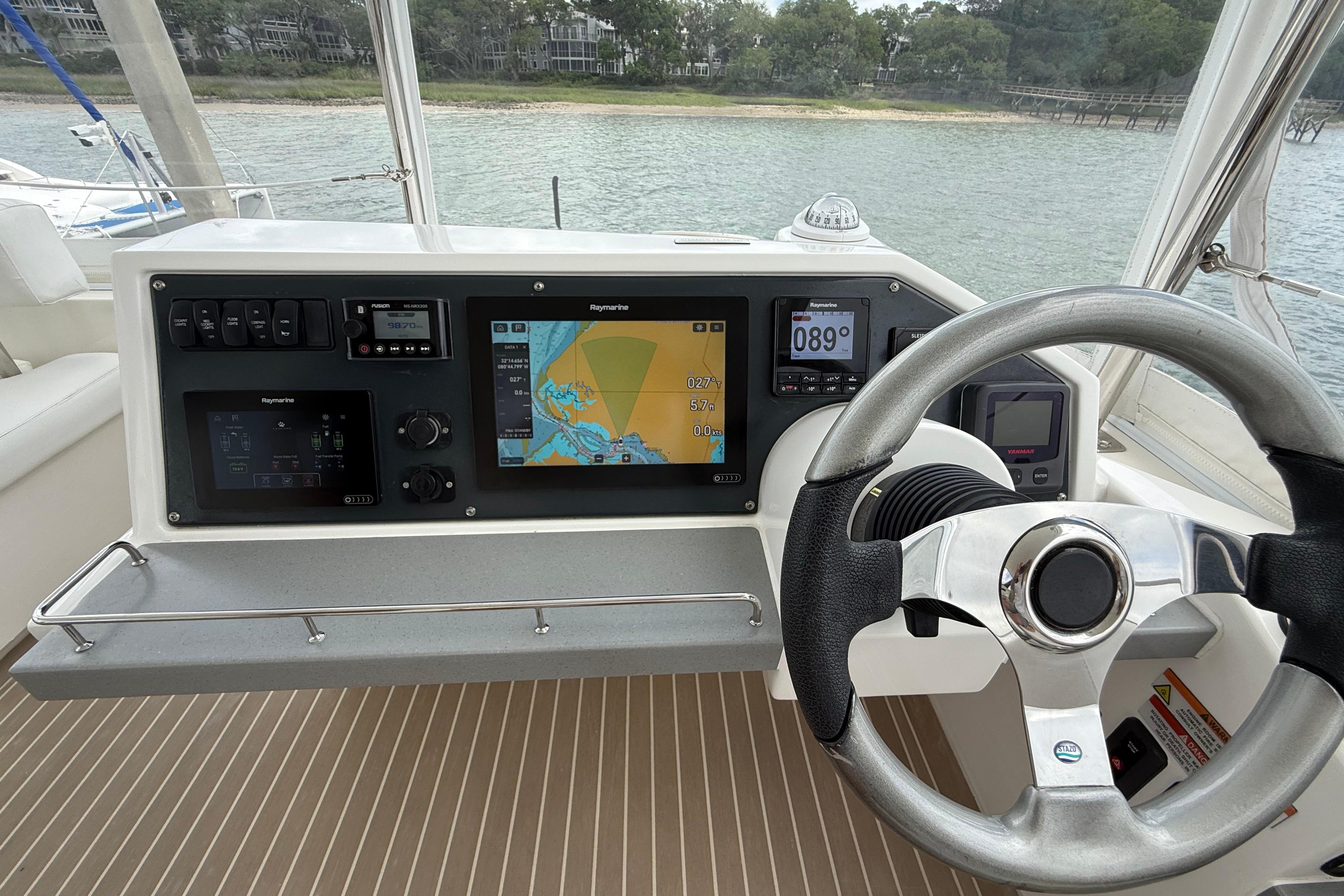2021 Leopard 43 Powercat - 58