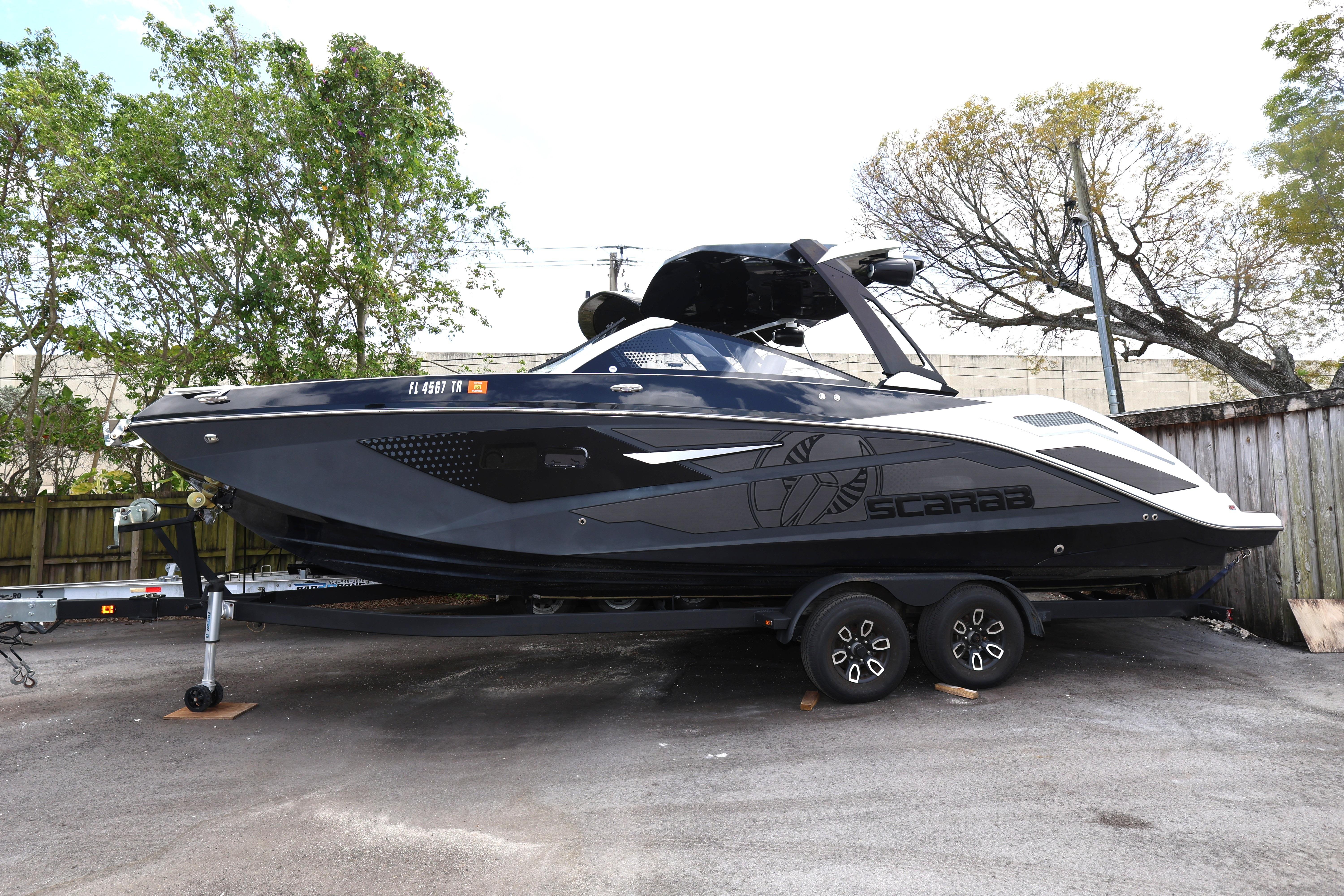 2024 Scarab 285 ID