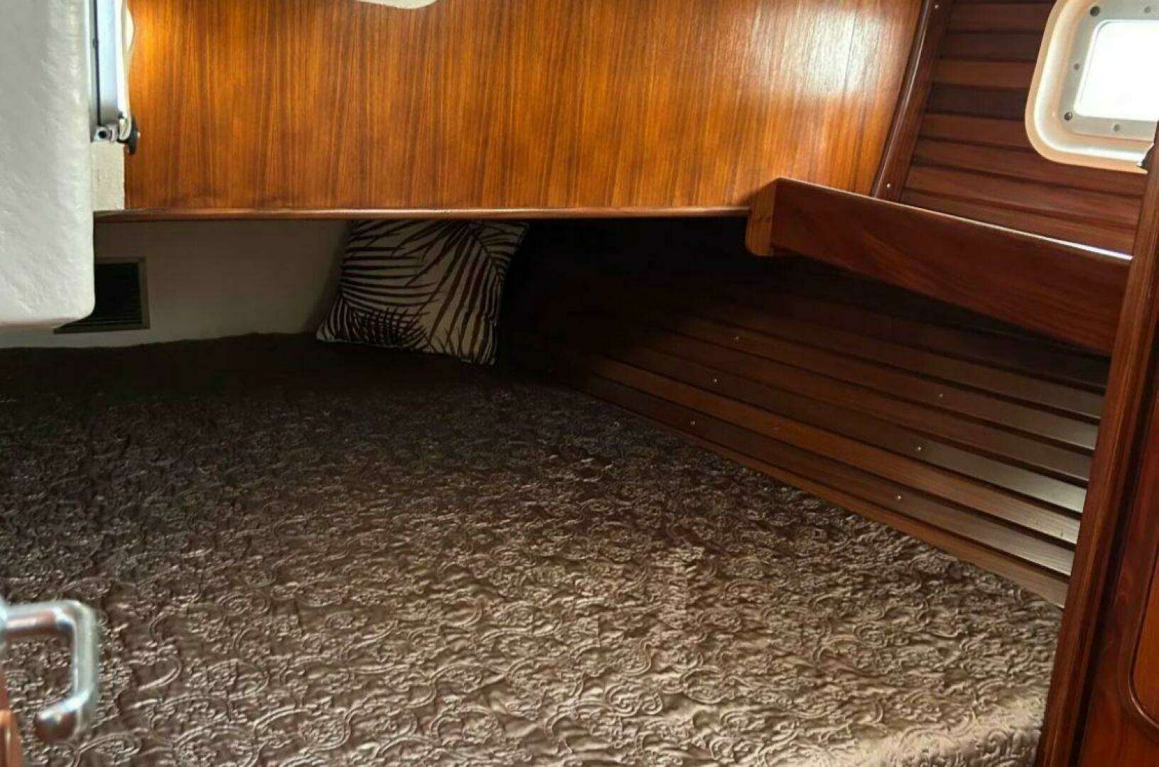 1991 Beneteau Oceanis 50 - Image 32