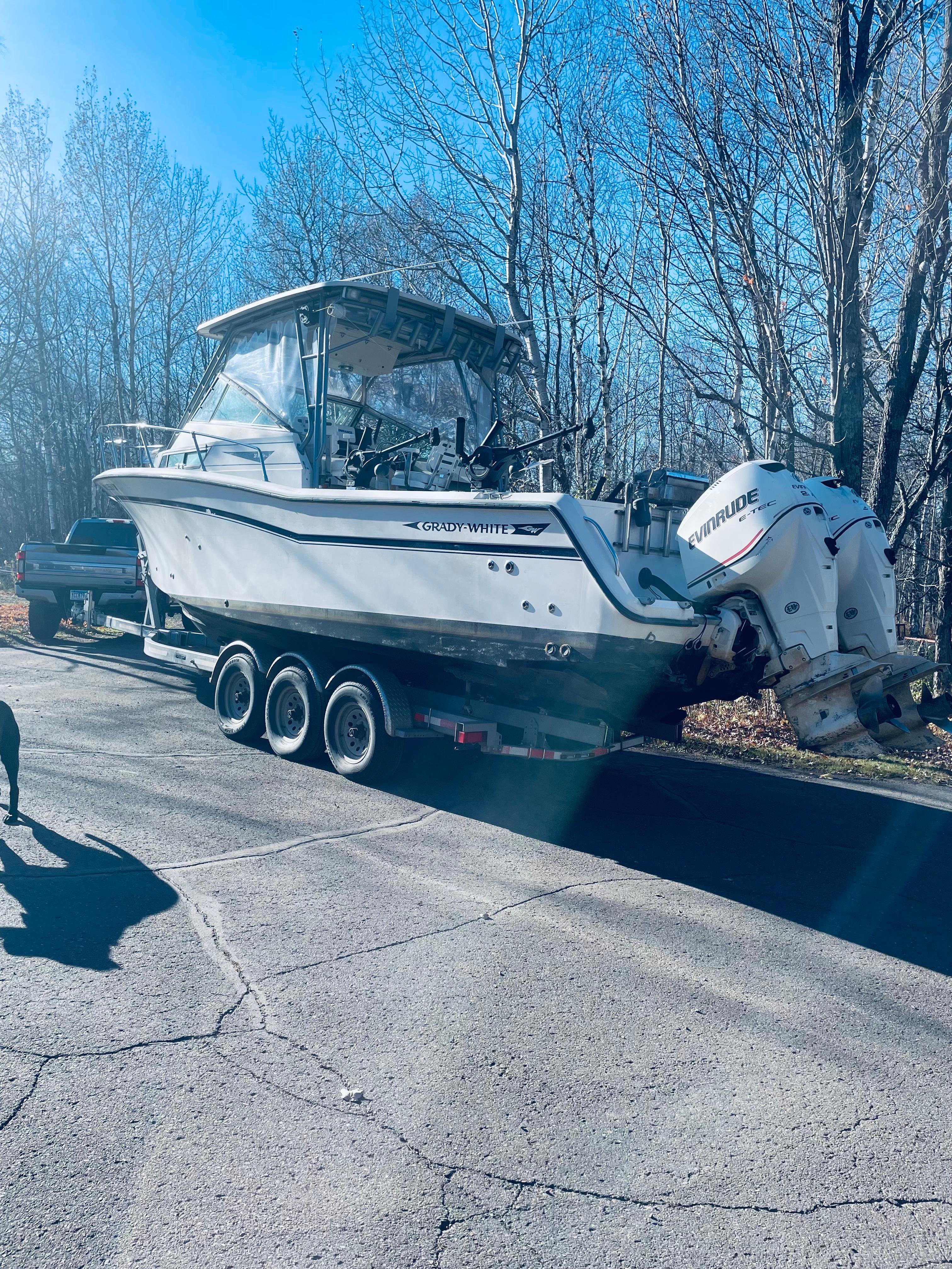 1990 Grady-White Marlin 280 - 14