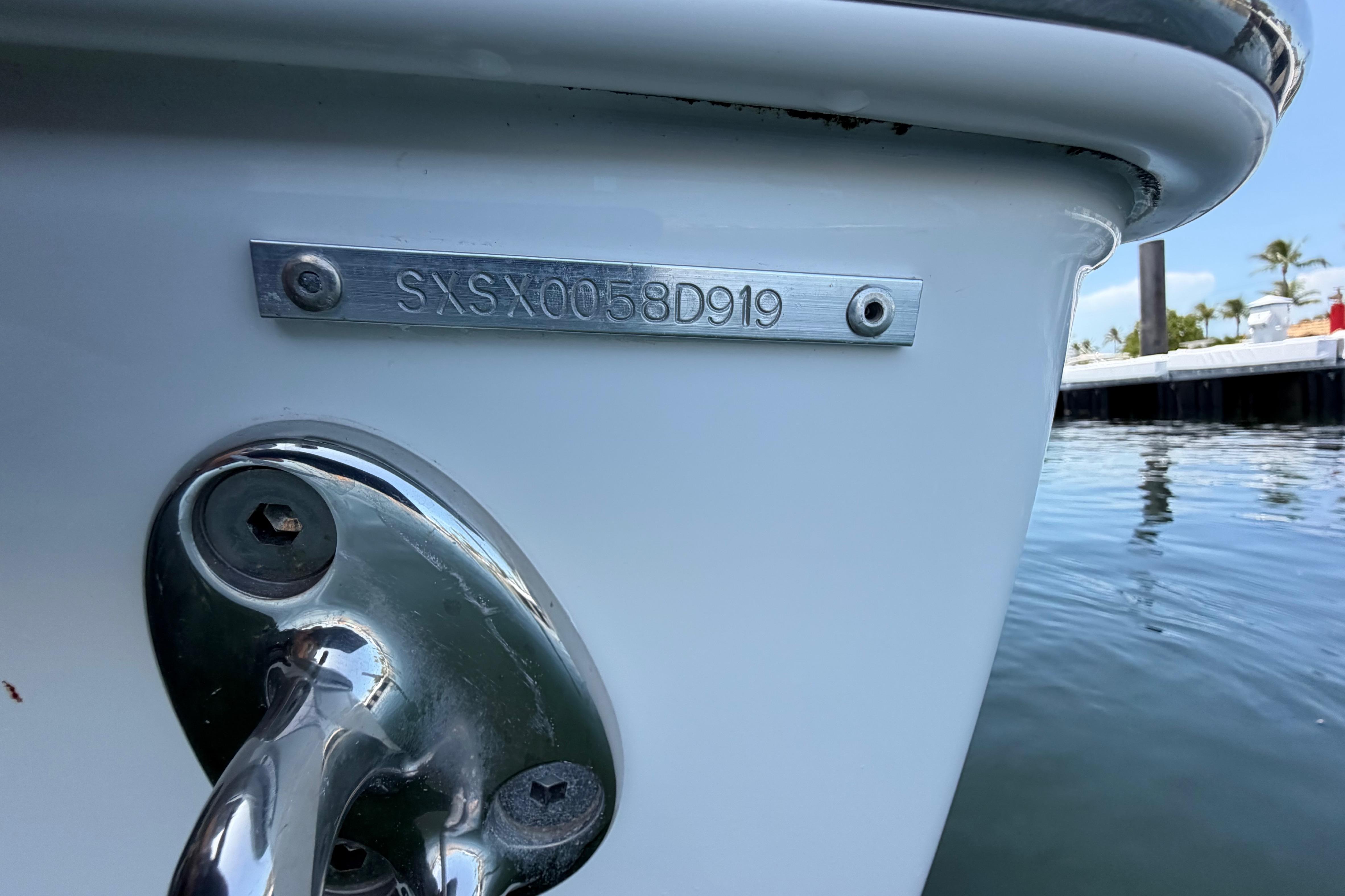 2019 Sea Hunt Gamefish 27 Coffin Box boat with visible hull identification number.
