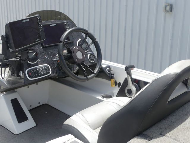 2018 Legend V-20 DC - 25