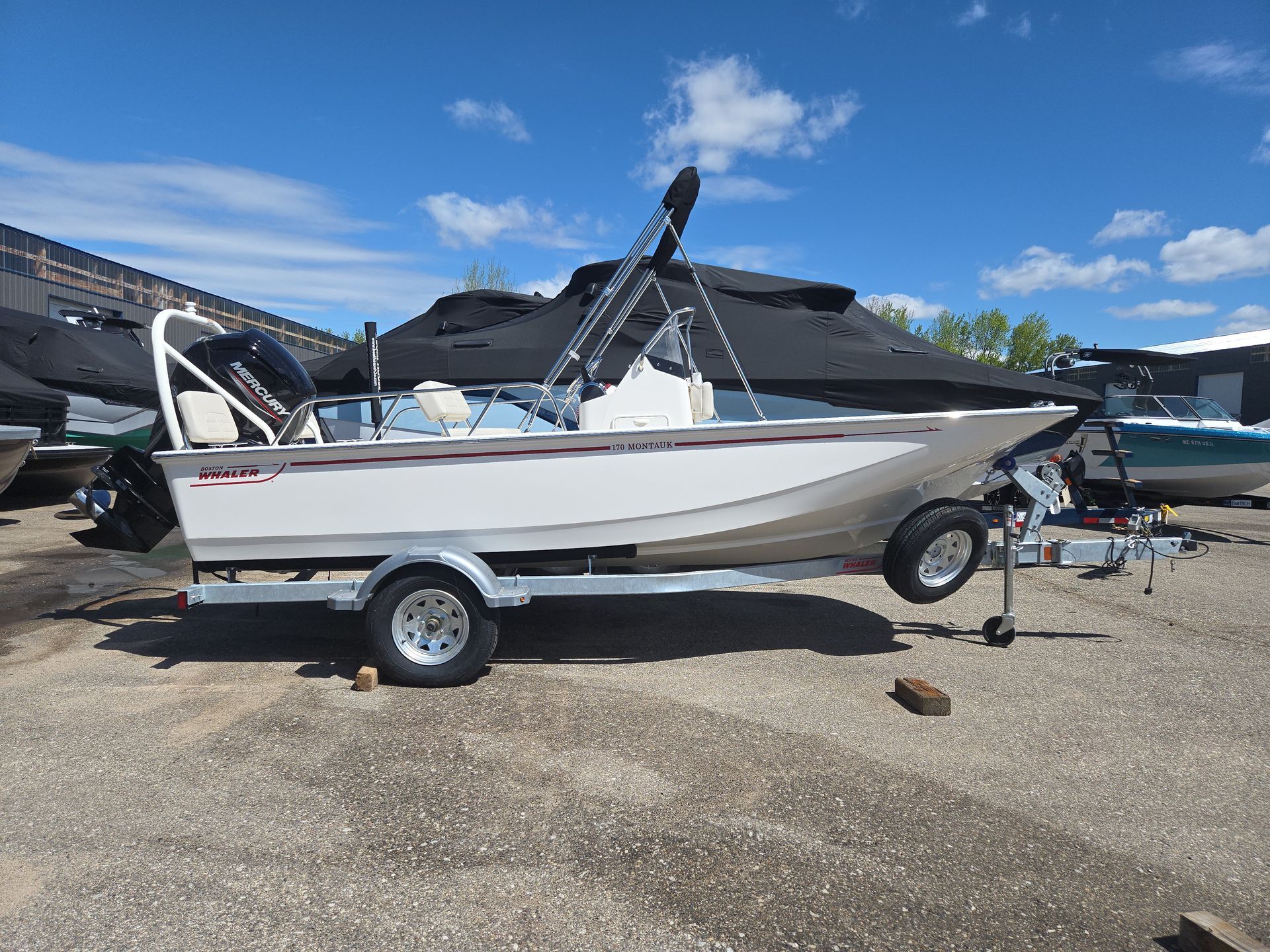 2026 Boston Whaler 170 Montauk