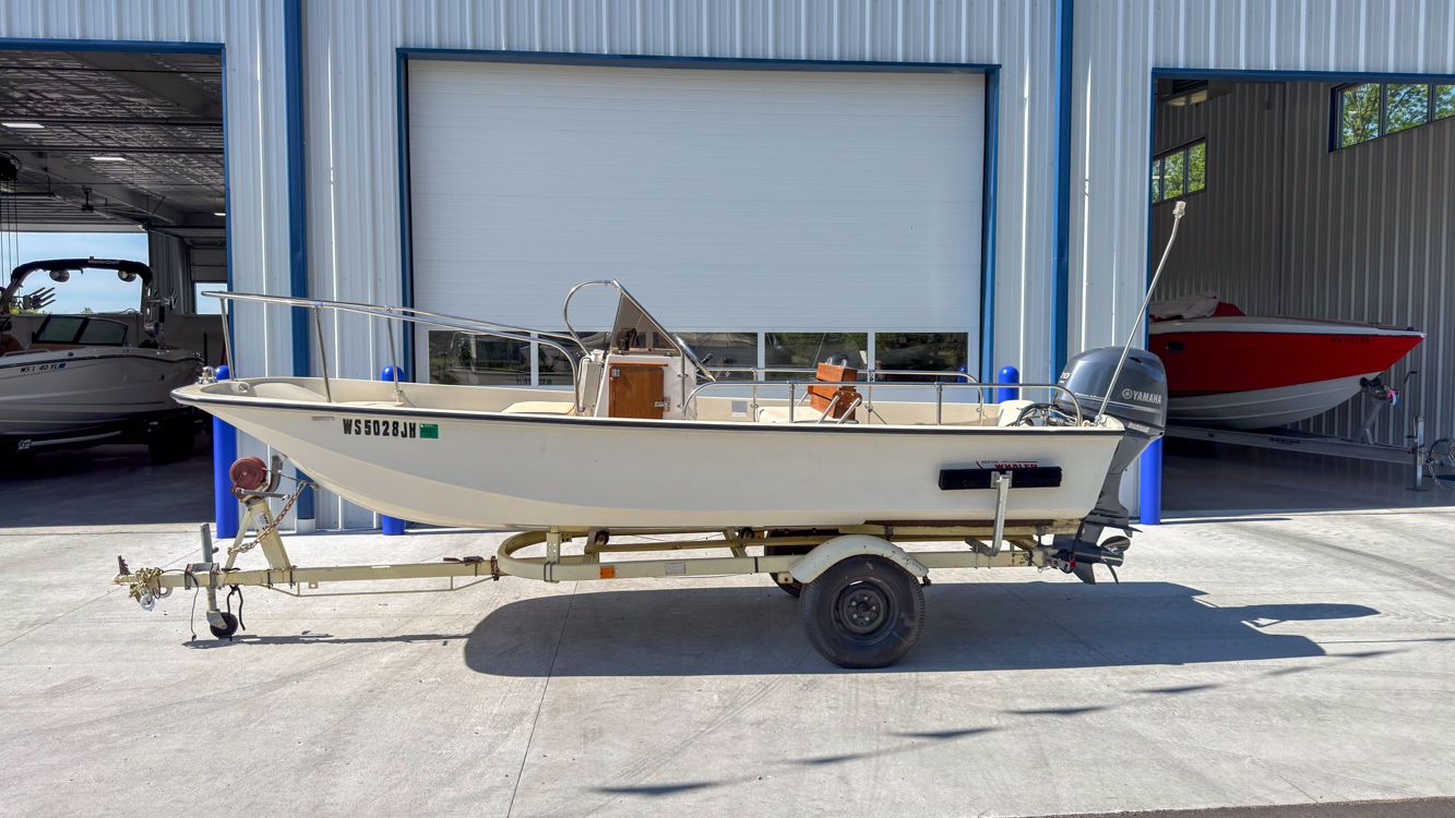 1973 Boston Whaler 17 Montauk