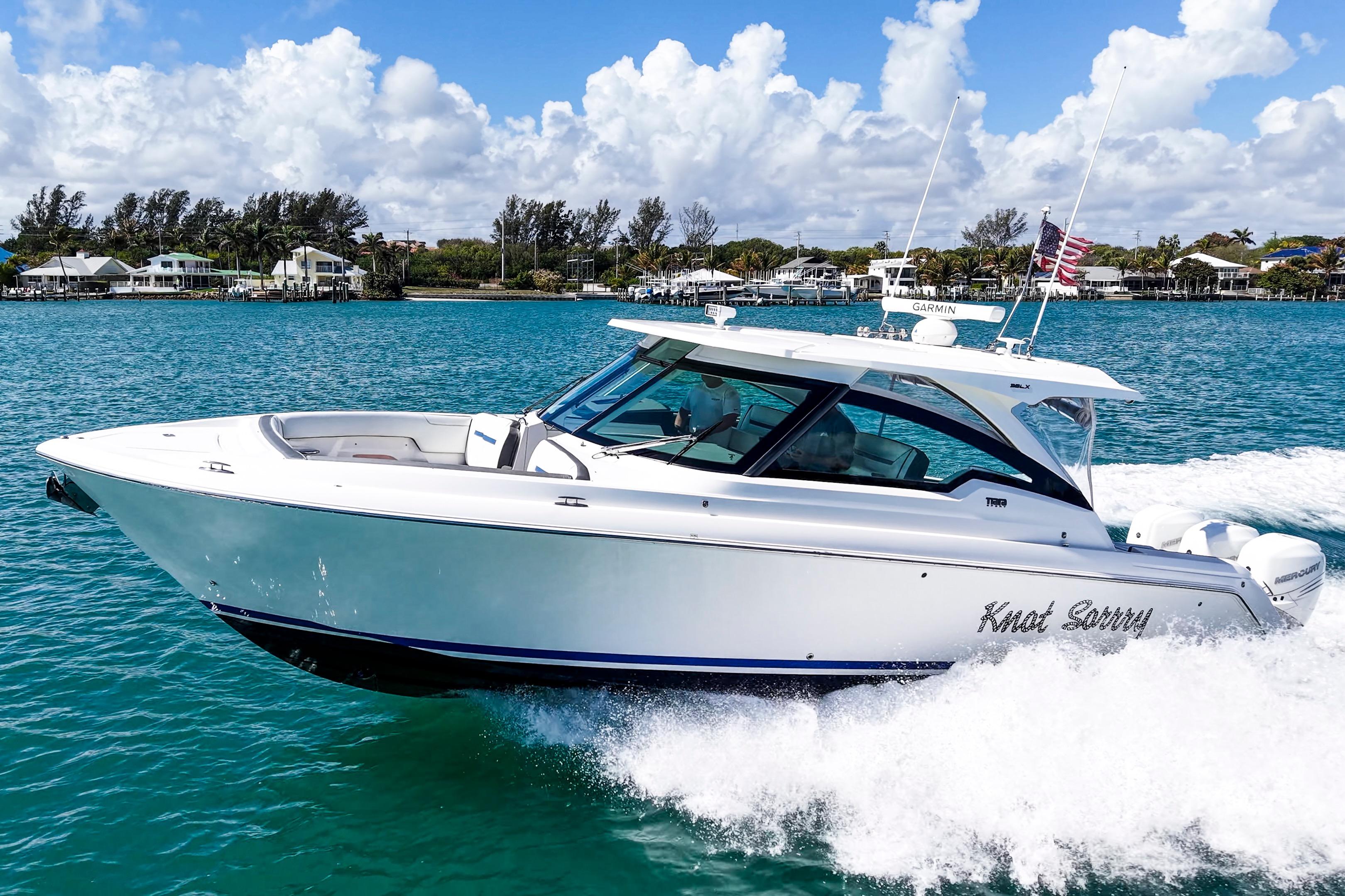 2022 Tiara Yachts 38 LX