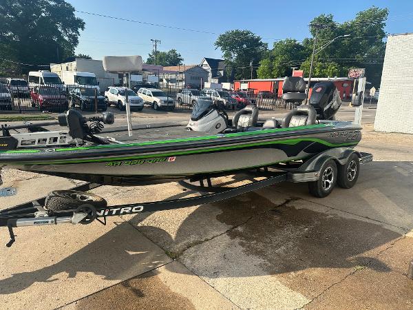2017 Nitro Z21 Z-Pro High Performance boat on trailer, parked outdoors.