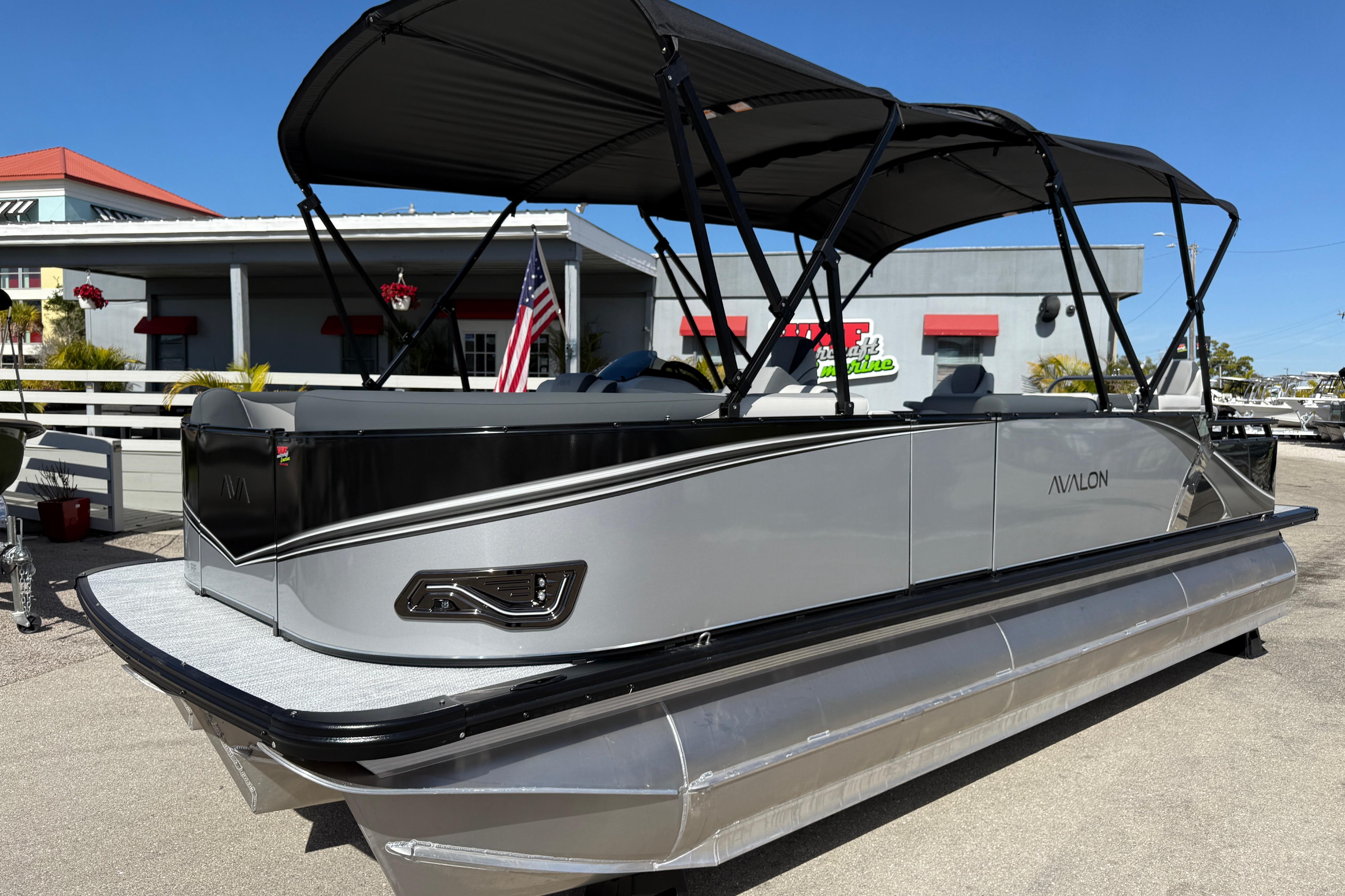 2026 Avalon 2385 LSZ Rear Fish, Tri Toon, High Performance