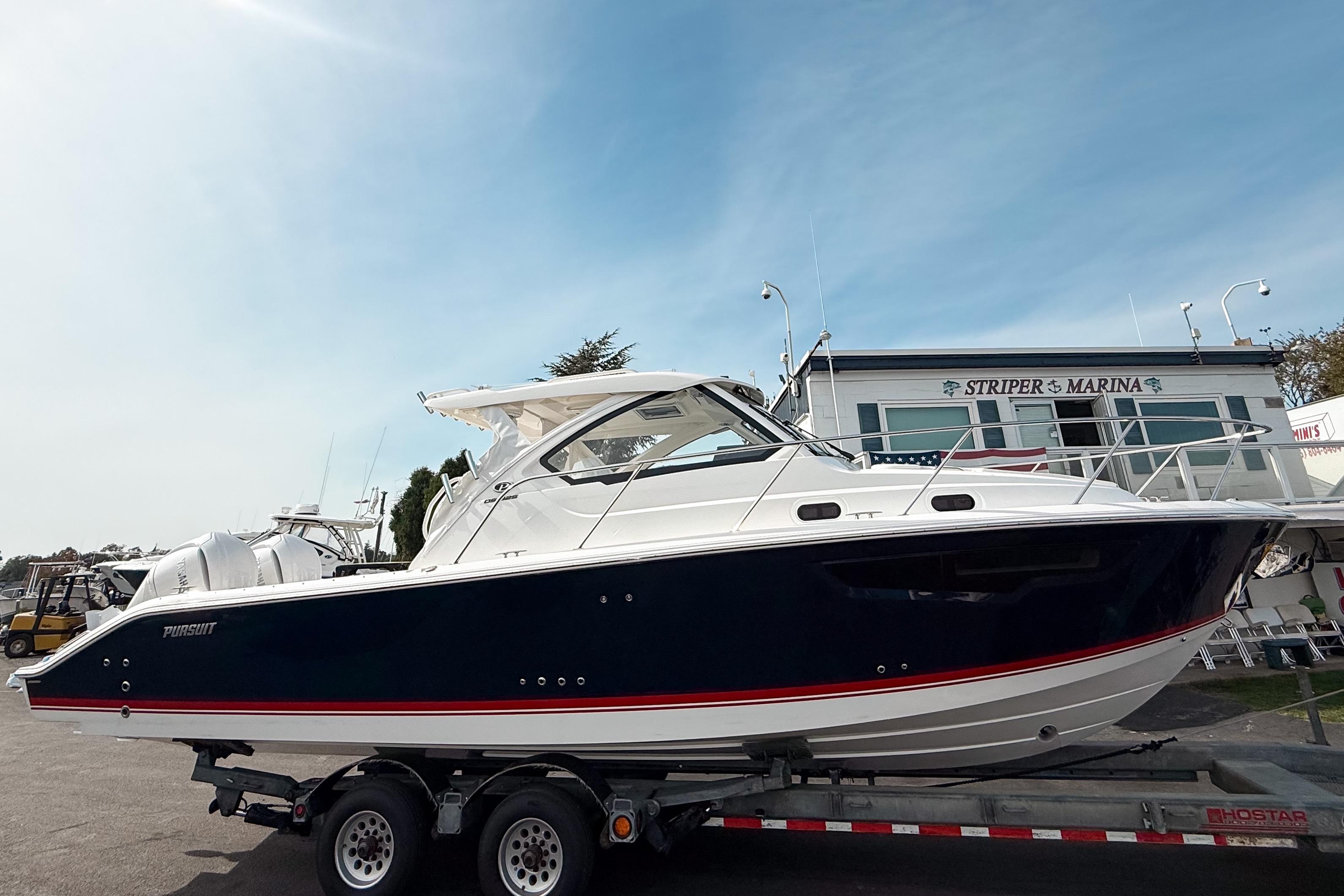 2026 Pursuit OS 325 Offshore