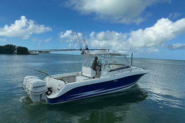 2007 Hydra-Sports 3300VX Vector Express