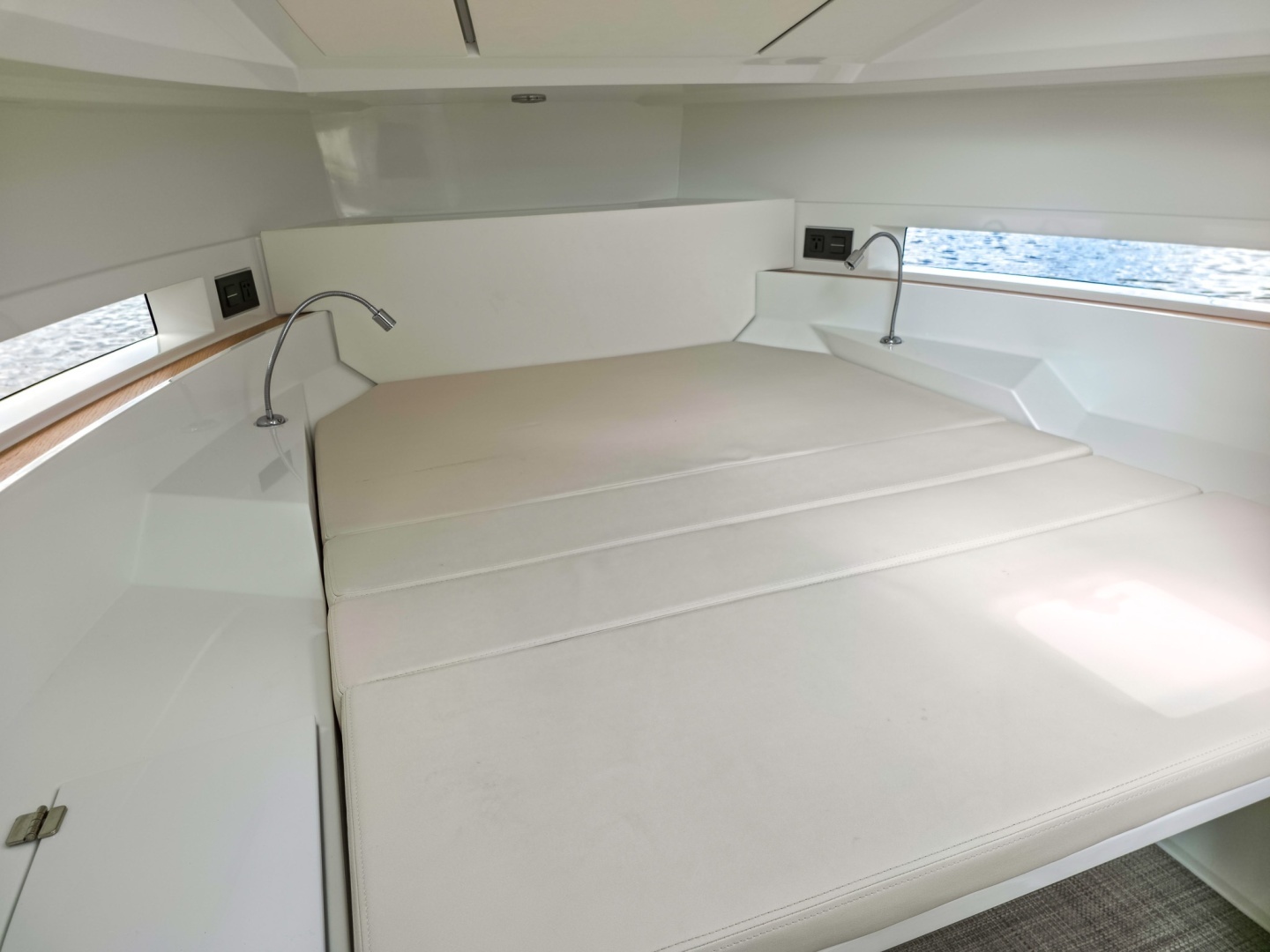 2026 De Antonio Yachts D32 - Image 35