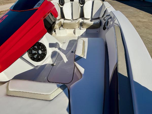 2015 Scarab 165 - 33