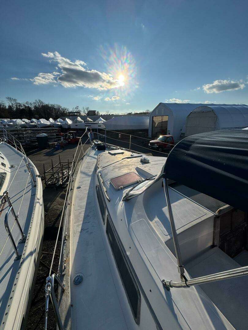 1987 Irwin 38 - Image 5