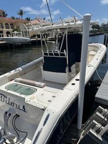 2011 Pursuit C 280 Center Console - 38
